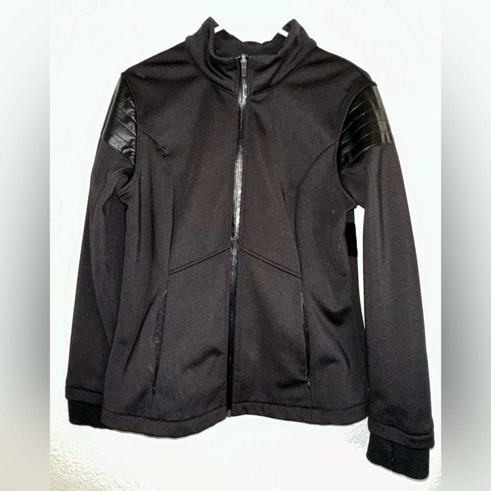 Fabletics Black Jacket Size Medium - image 2